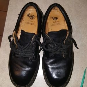 Dr.martens size 7uk, size 8US